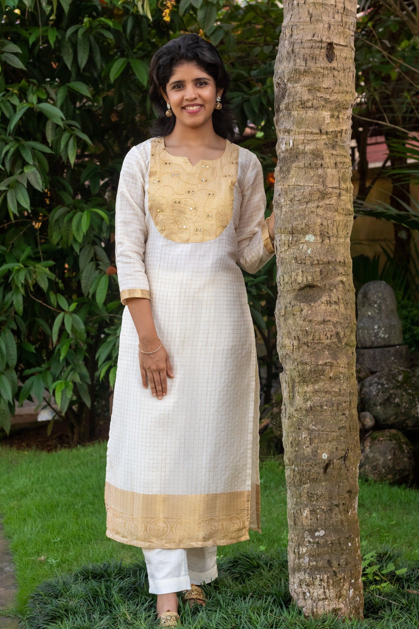 Try Straight Pants with Long Kurtis for an Effortless Style • Keep Me  Stylish